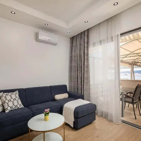 Apartman Tomas *