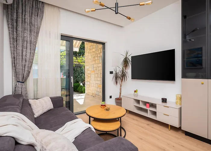 Apartament Tomas *